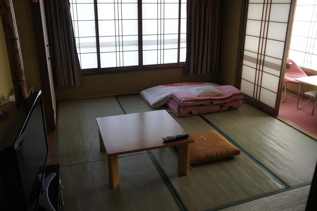 טאנאבה Miyoshiya Ryokan חדר תמונה