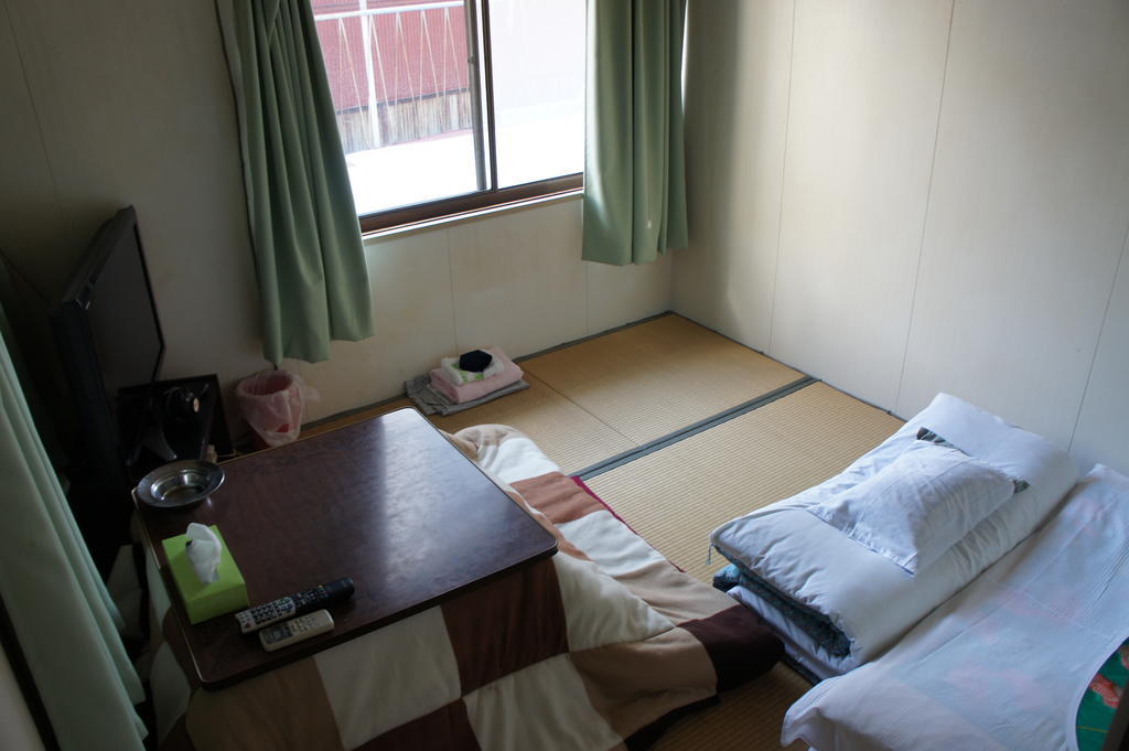 טאנאבה Miyoshiya Ryokan חדר תמונה